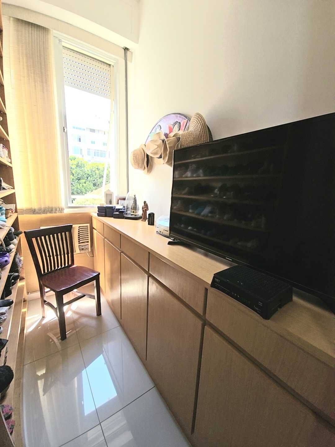 Apartamento à venda com 2 quartos, 74m² - Foto 19