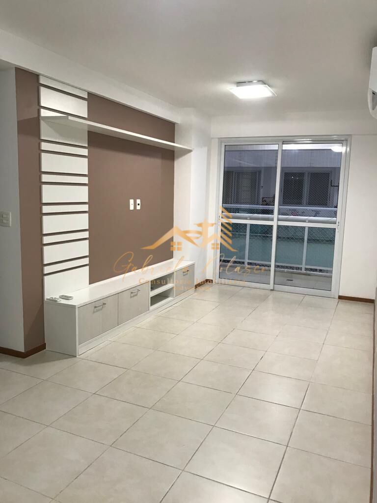 Apartamento à venda com 2 quartos, 90m² - Foto 2