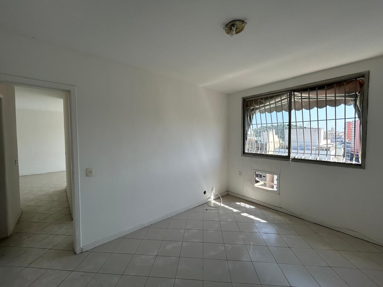 Apartamento à venda com 2 quartos, 82m² - Foto 14