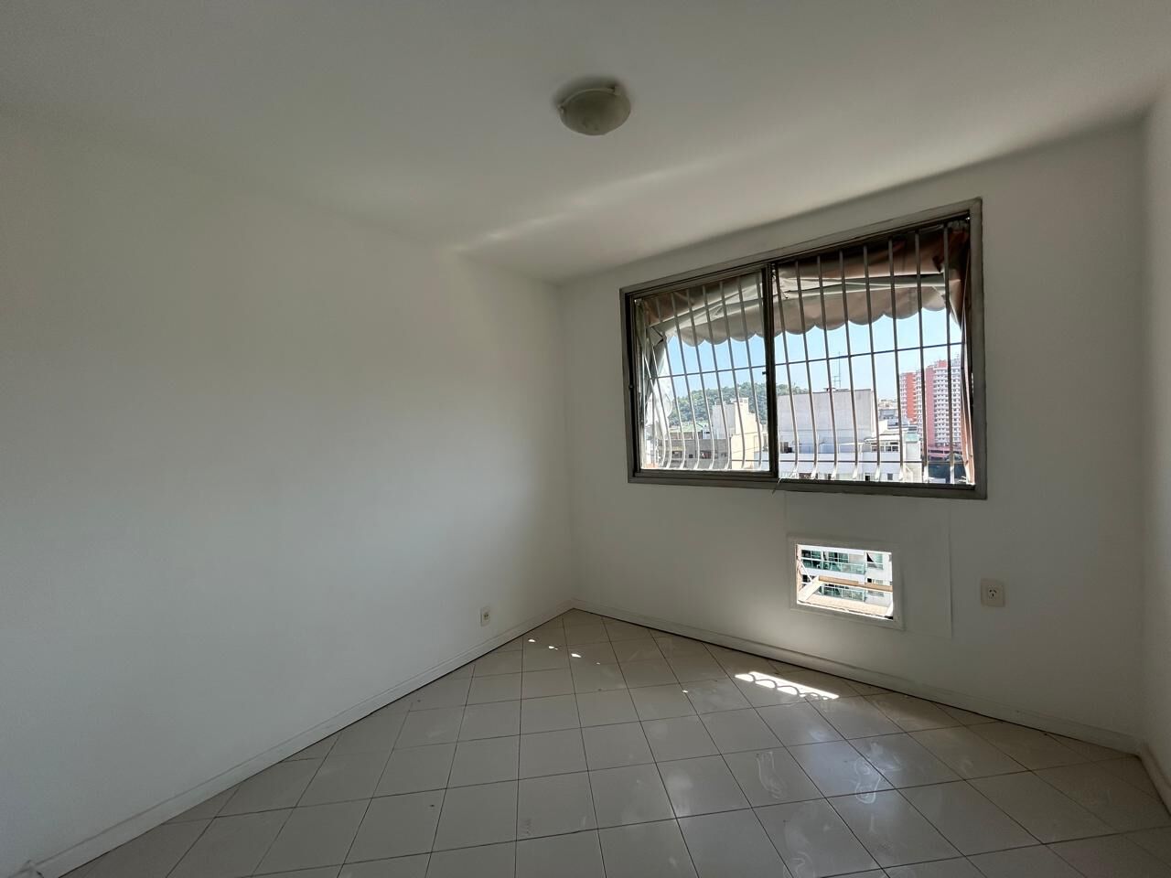 Apartamento à venda com 2 quartos, 82m² - Foto 7