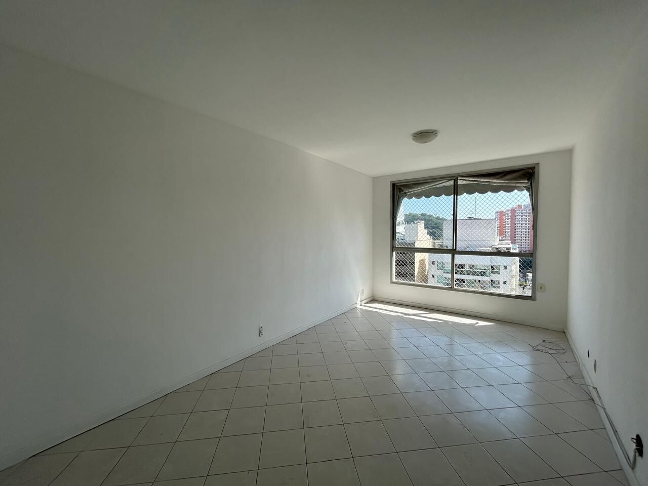 Apartamento à venda com 2 quartos, 82m² - Foto 5