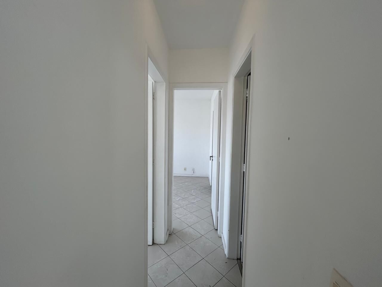 Apartamento à venda com 2 quartos, 82m² - Foto 6