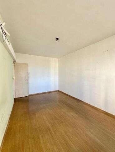 Apartamento à venda com 3 quartos, 120m² - Foto 9