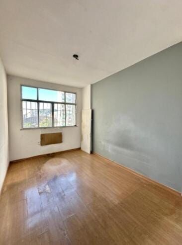 Apartamento à venda com 3 quartos, 120m² - Foto 4