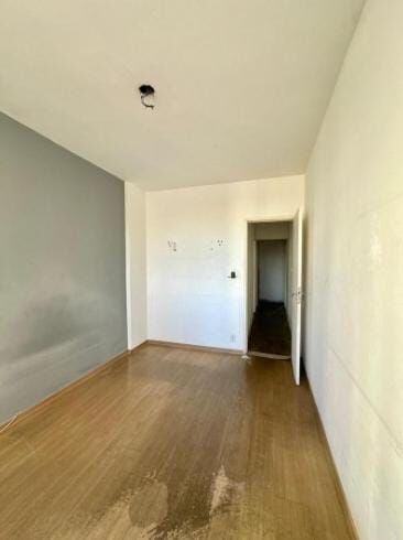 Apartamento à venda com 3 quartos, 120m² - Foto 12