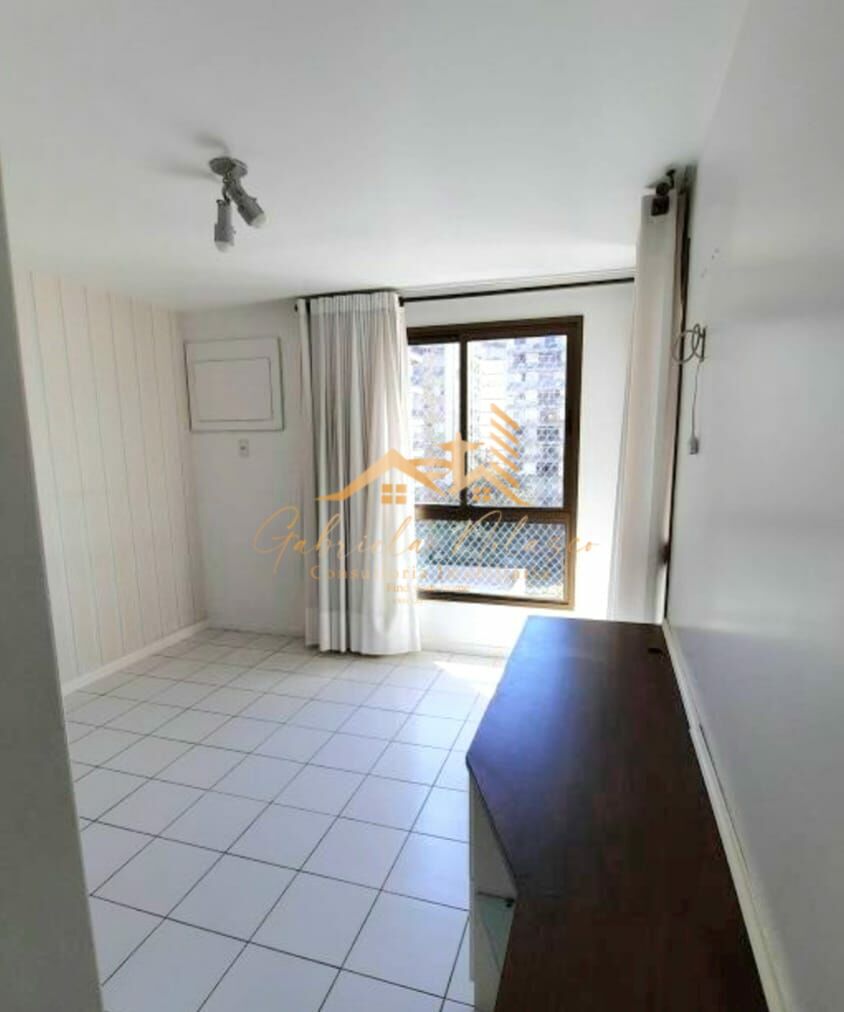 Apartamento à venda com 3 quartos, 96m² - Foto 6