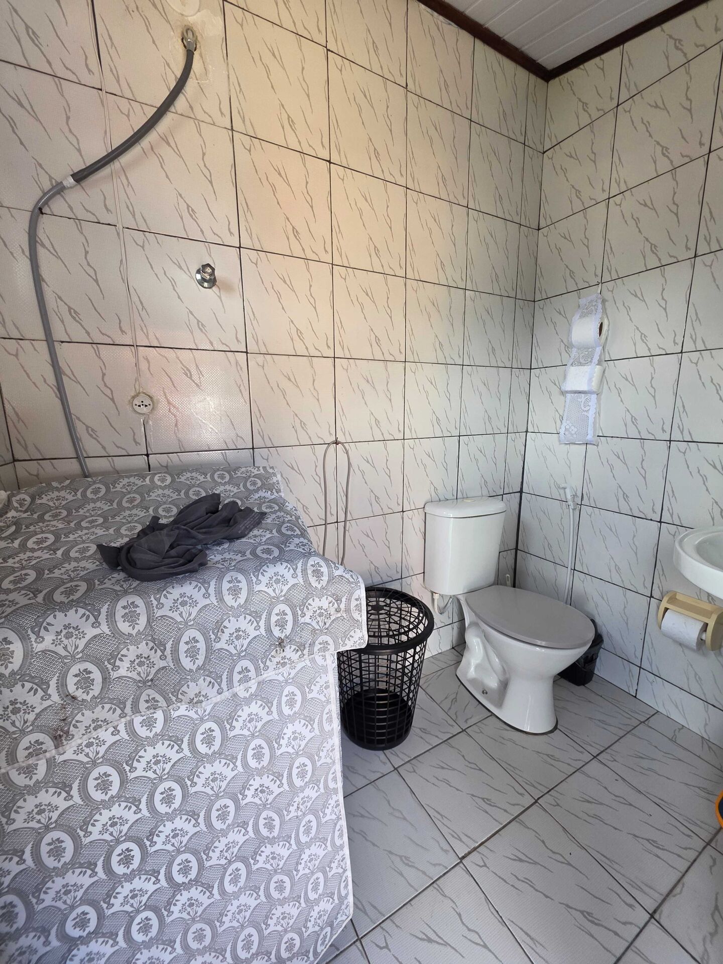 Casa TriplexEssa aqui não é só uma casa… é visão. É estratégia. É renda inteligente. Imagine um imóvel que não depende de uma única fonte… ele se multiplica.