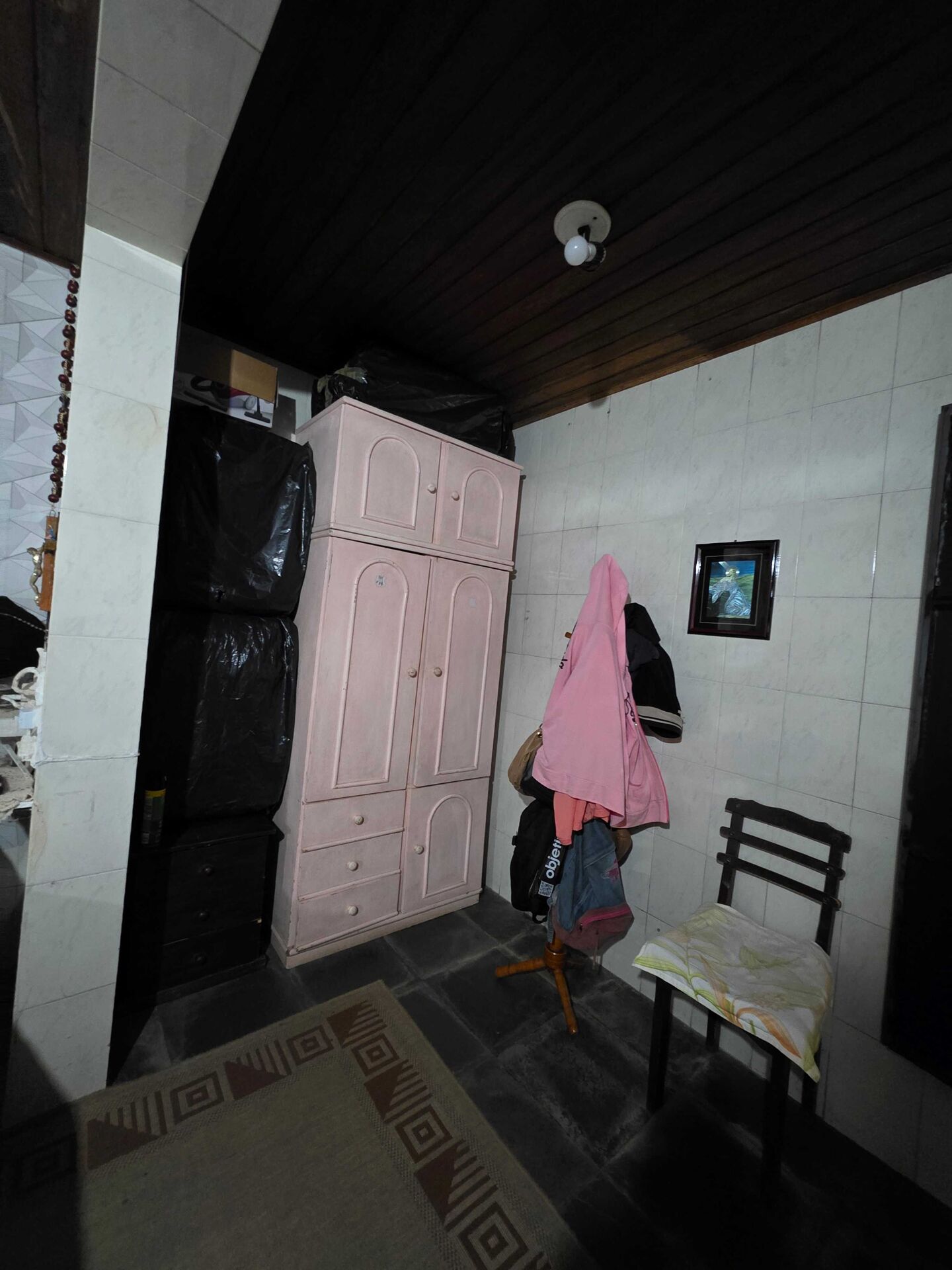 Casa TriplexEssa aqui não é só uma casa… é visão. É estratégia. É renda inteligente. Imagine um imóvel que não depende de uma única fonte… ele se multiplica.
