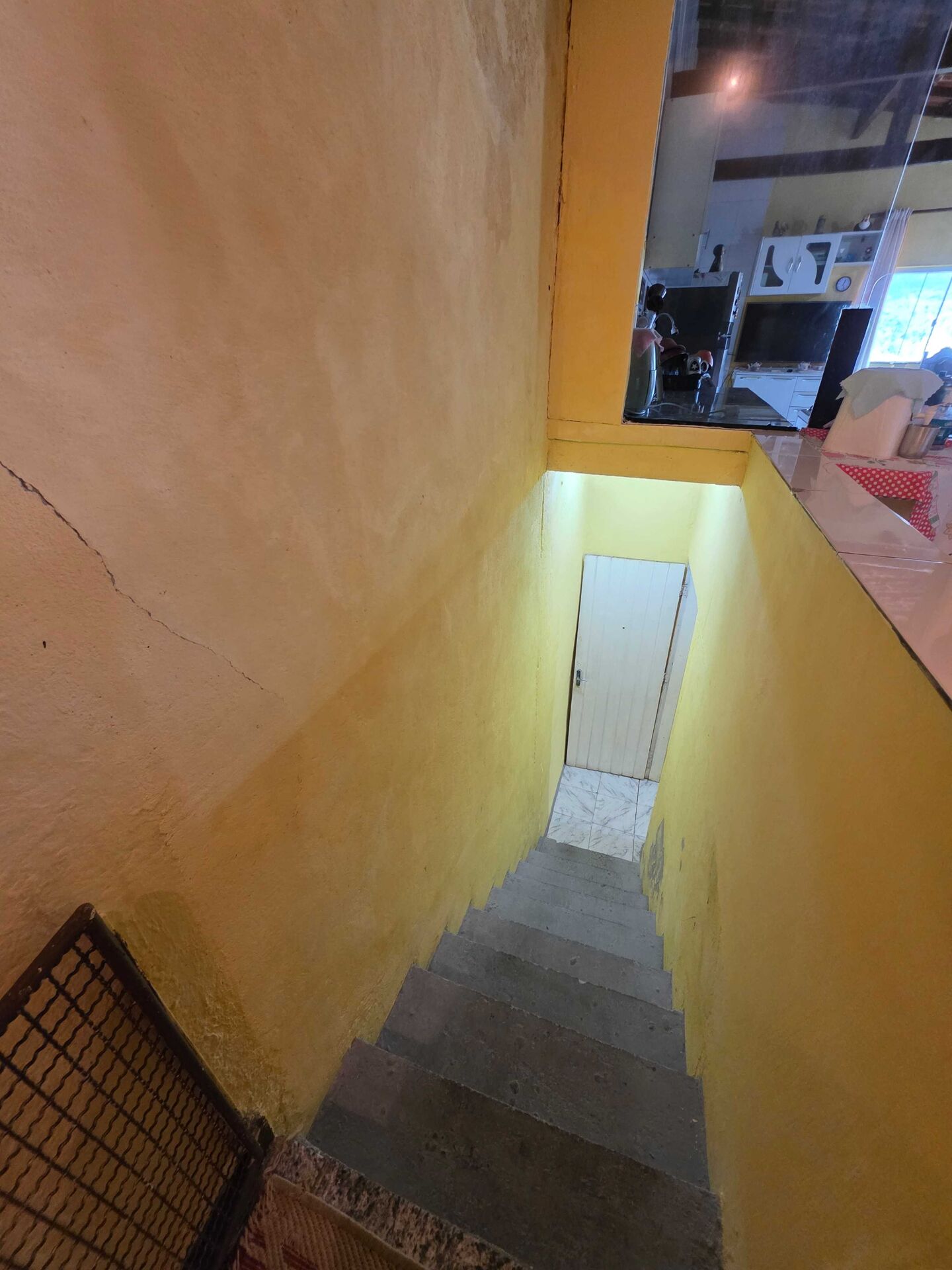 Casa TriplexEssa aqui não é só uma casa… é visão. É estratégia. É renda inteligente. Imagine um imóvel que não depende de uma única fonte… ele se multiplica.
