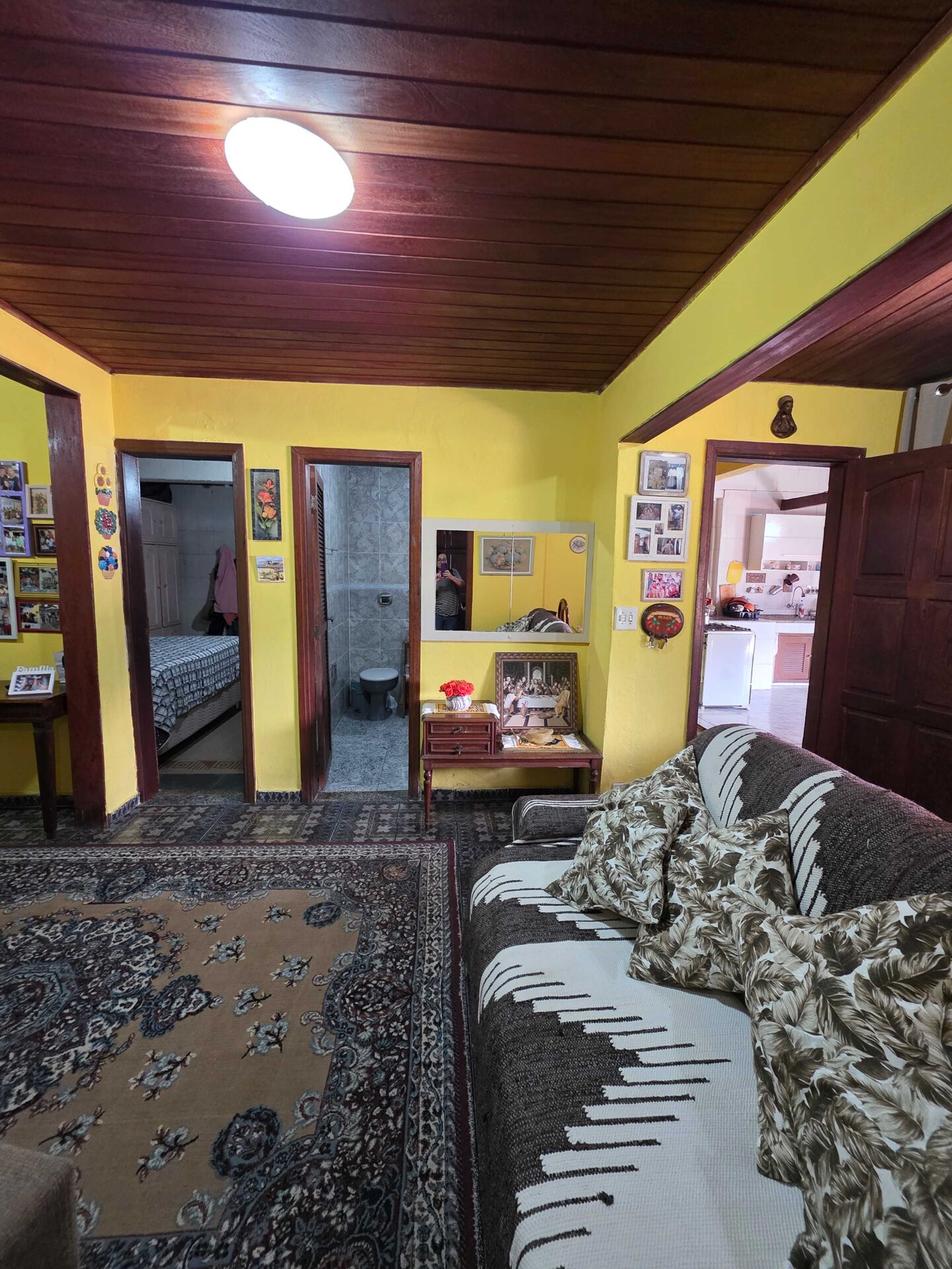 Casa TriplexEssa aqui não é só uma casa… é visão. É estratégia. É renda inteligente. Imagine um imóvel que não depende de uma única fonte… ele se multiplica.
