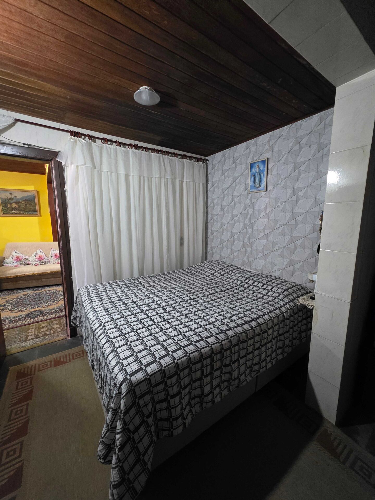 Casa TriplexEssa aqui não é só uma casa… é visão. É estratégia. É renda inteligente. Imagine um imóvel que não depende de uma única fonte… ele se multiplica.