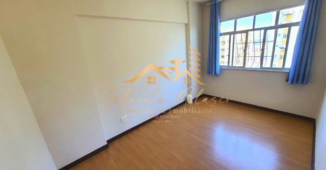 Apartamento à venda com 2 quartos, 71m² - Foto 2