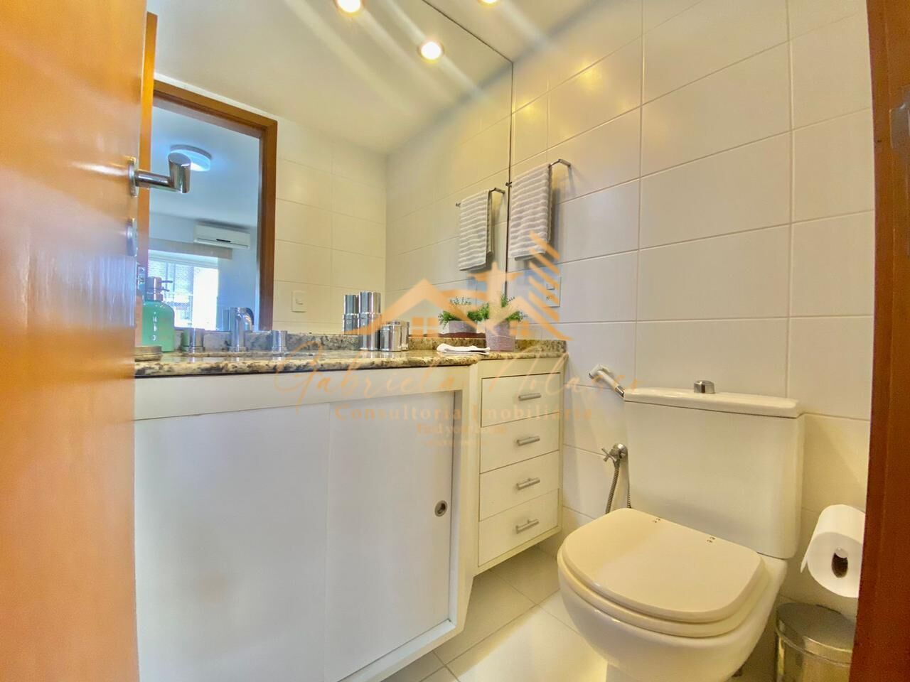 Apartamento à venda com 3 quartos, 100m² - Foto 9