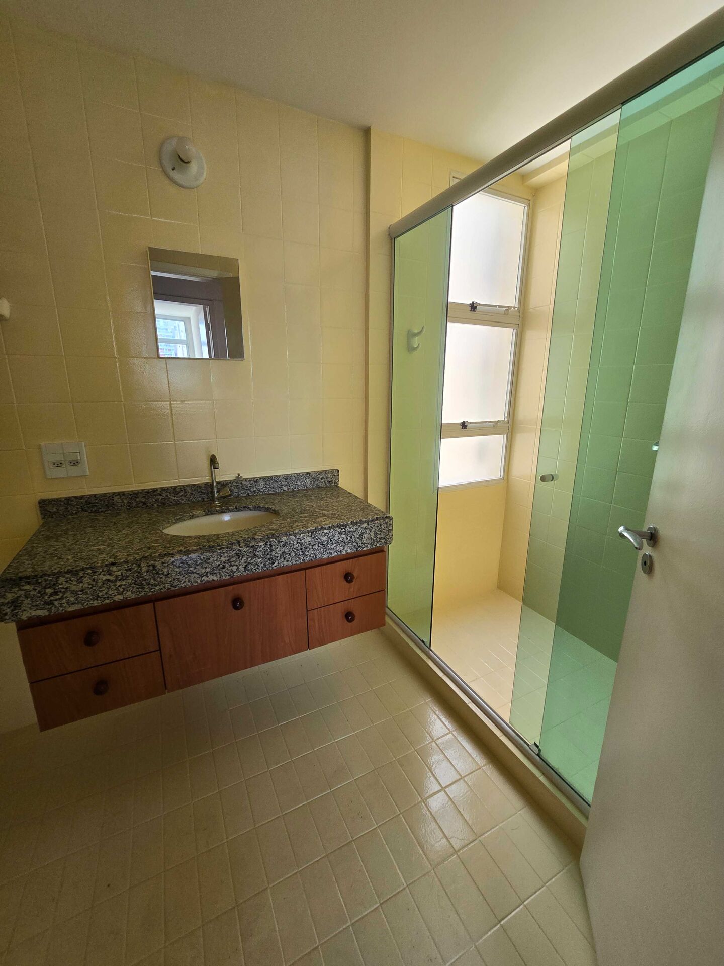 Apartamento à venda com 4 quartos, 235m² - Foto 13