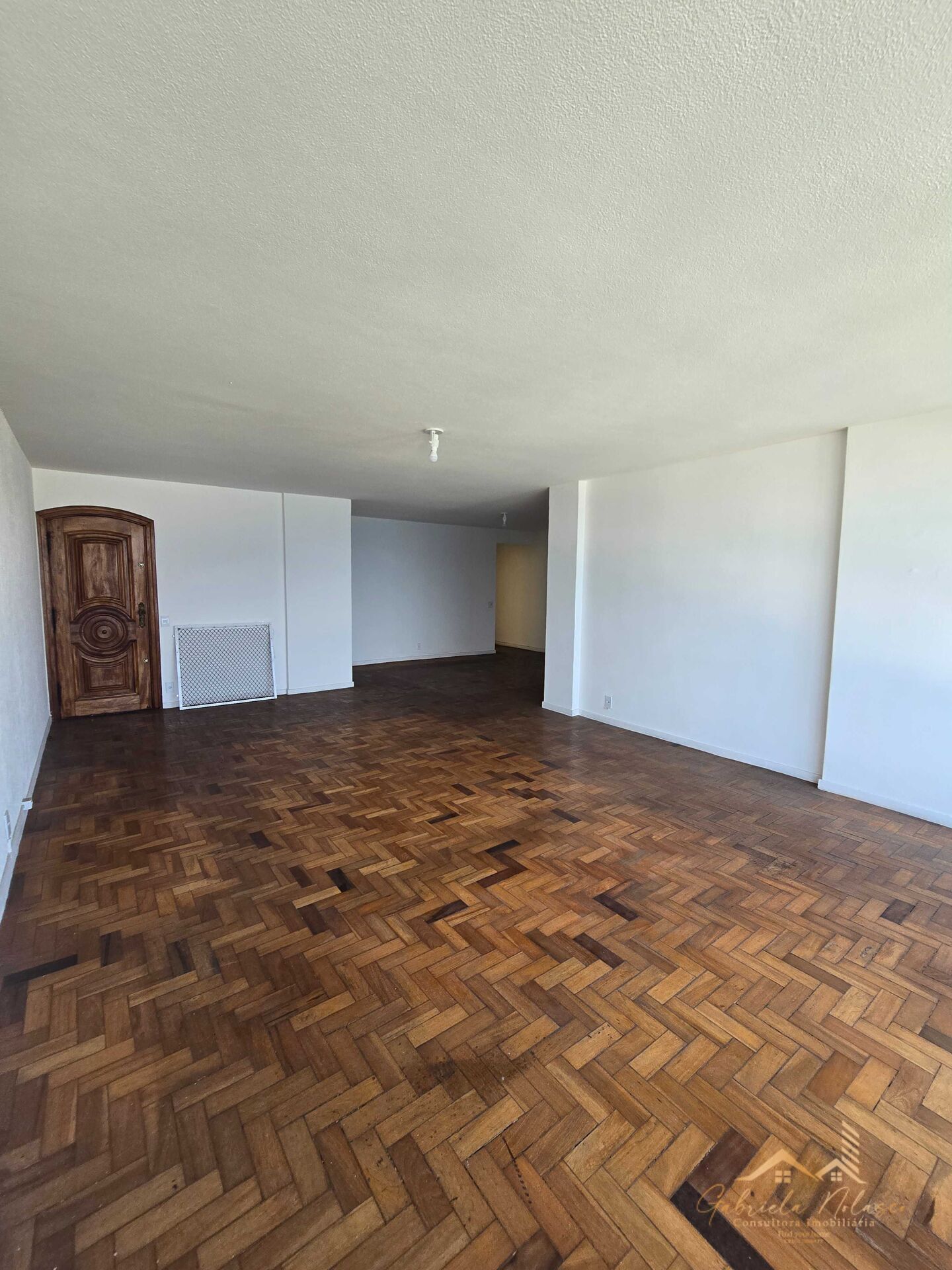 Apartamento à venda com 4 quartos, 235m² - Foto 5