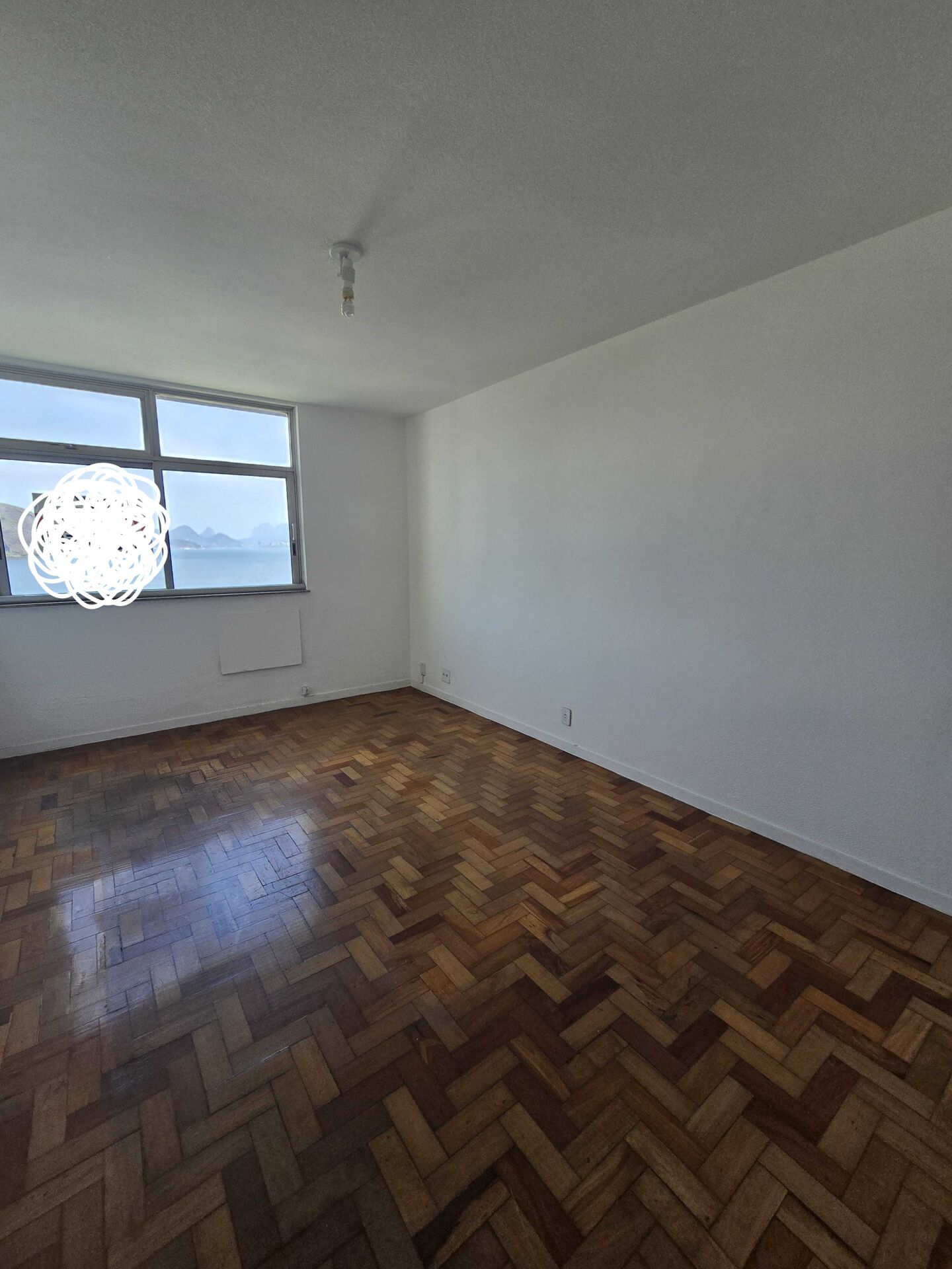 Apartamento à venda com 4 quartos, 235m² - Foto 1