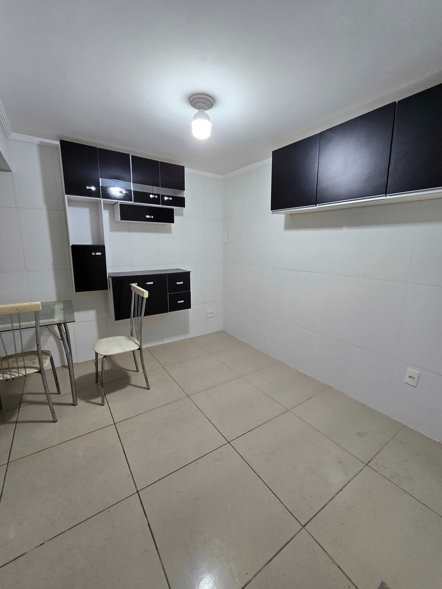 Apartamento à venda com 2 quartos, 75m² - Foto 25