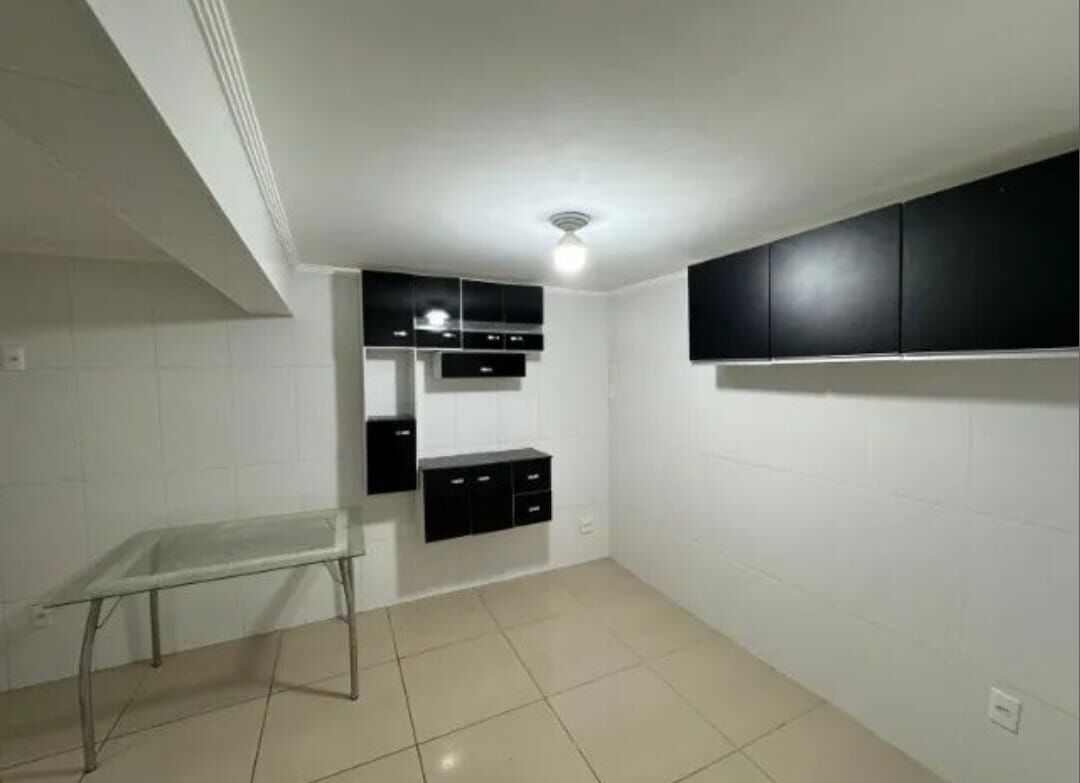 Apartamento à venda com 2 quartos, 75m² - Foto 9