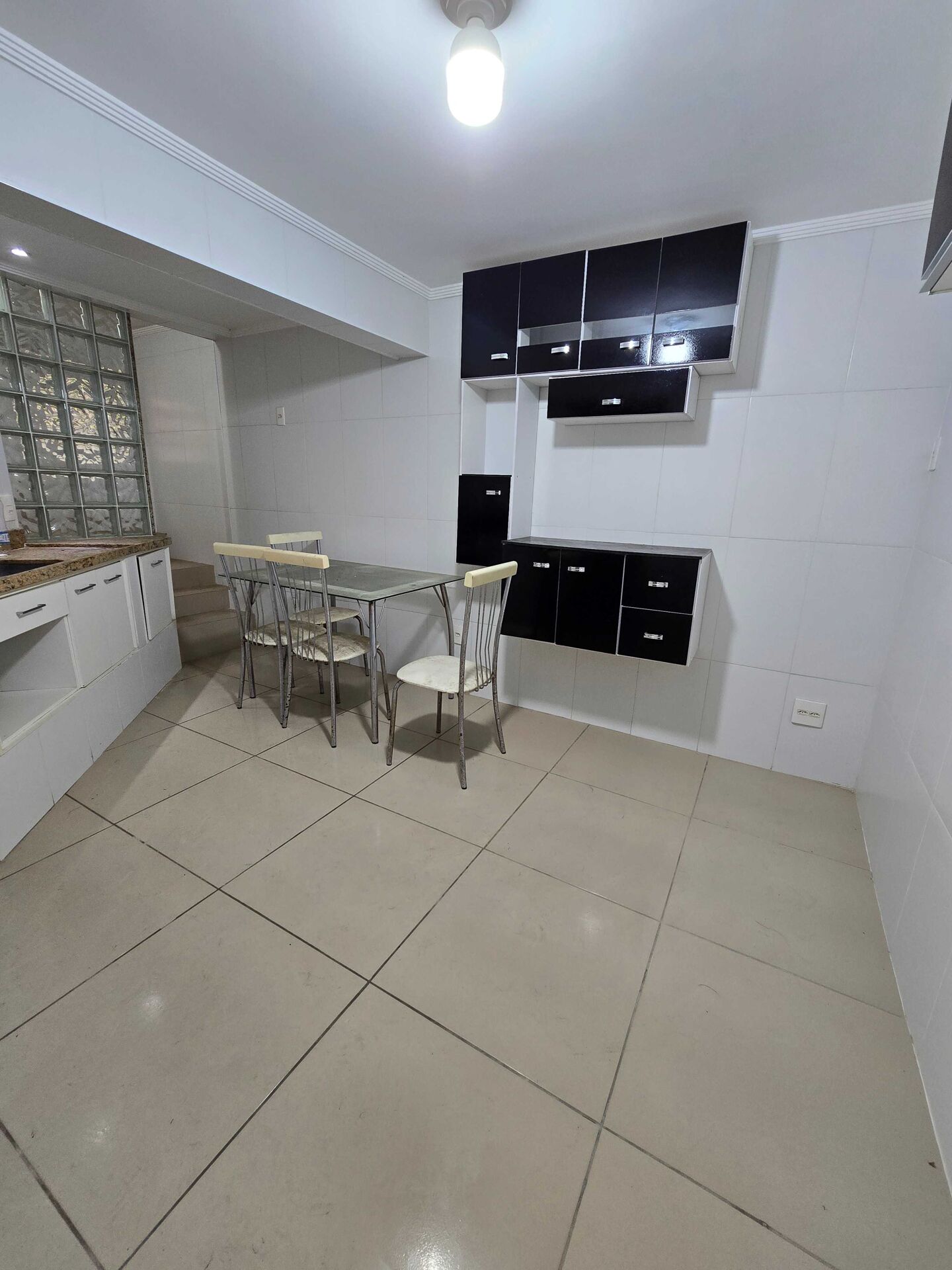 Apartamento à venda com 2 quartos, 75m² - Foto 27