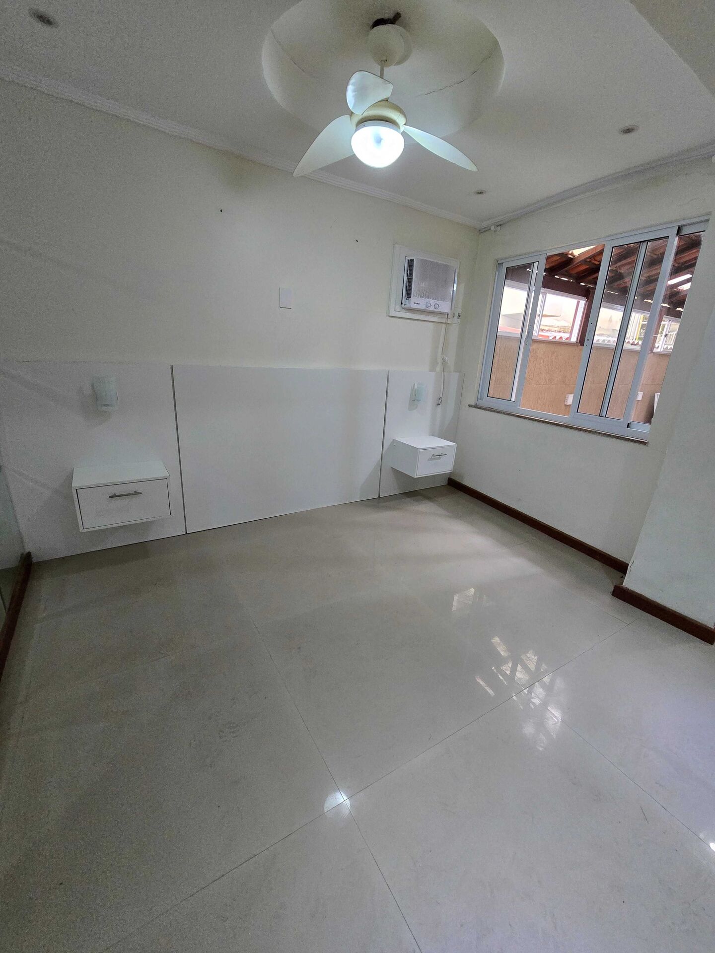 Apartamento à venda com 2 quartos, 75m² - Foto 38