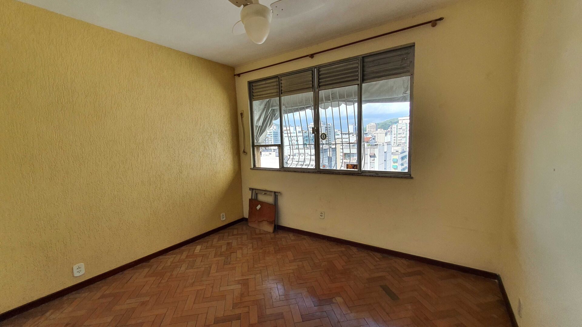 Apartamento à venda com 3 quartos, 100m² - Foto 8