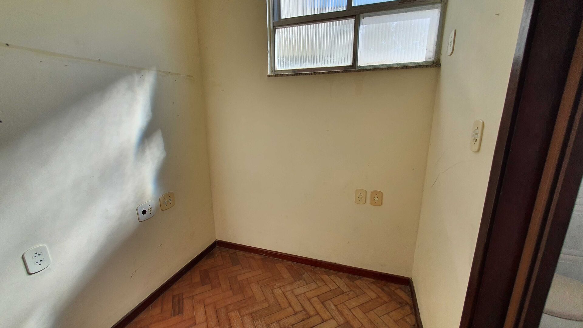 Apartamento à venda com 3 quartos, 100m² - Foto 11