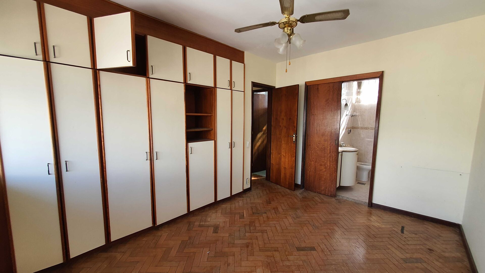 Apartamento à venda com 3 quartos, 100m² - Foto 9