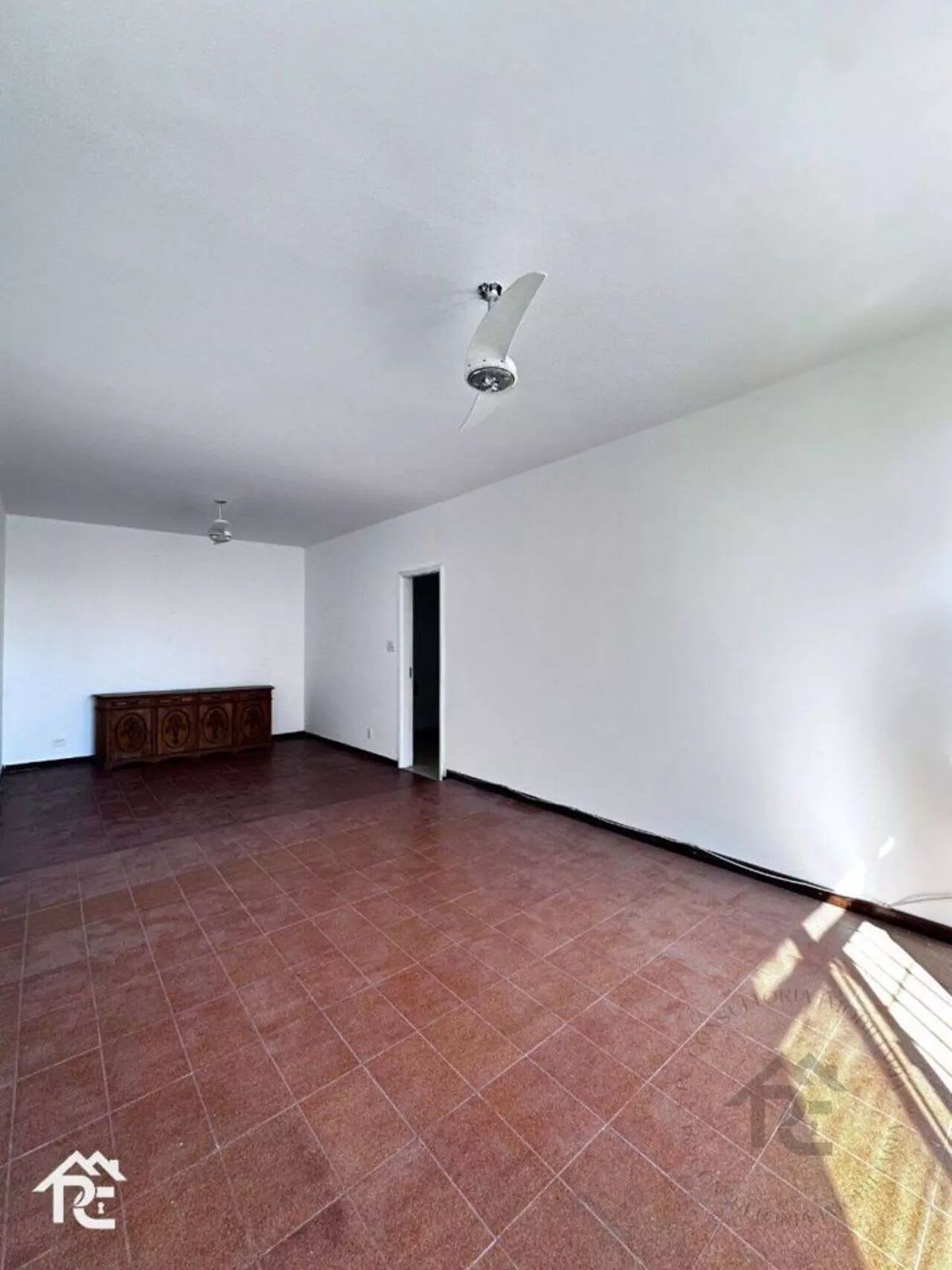 Apartamento à venda com 4 quartos, 150m² - Foto 6