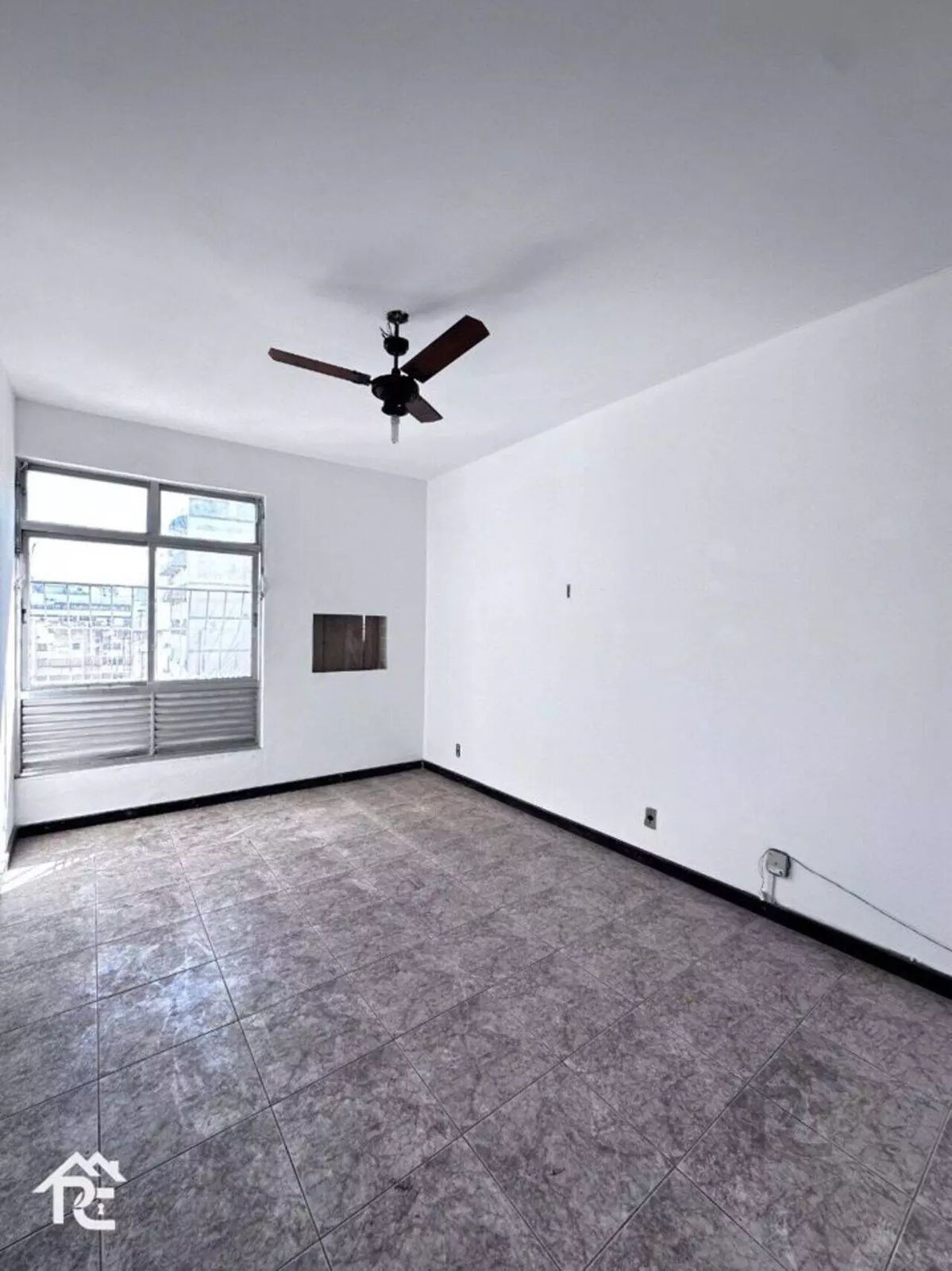 Apartamento à venda com 4 quartos, 150m² - Foto 17