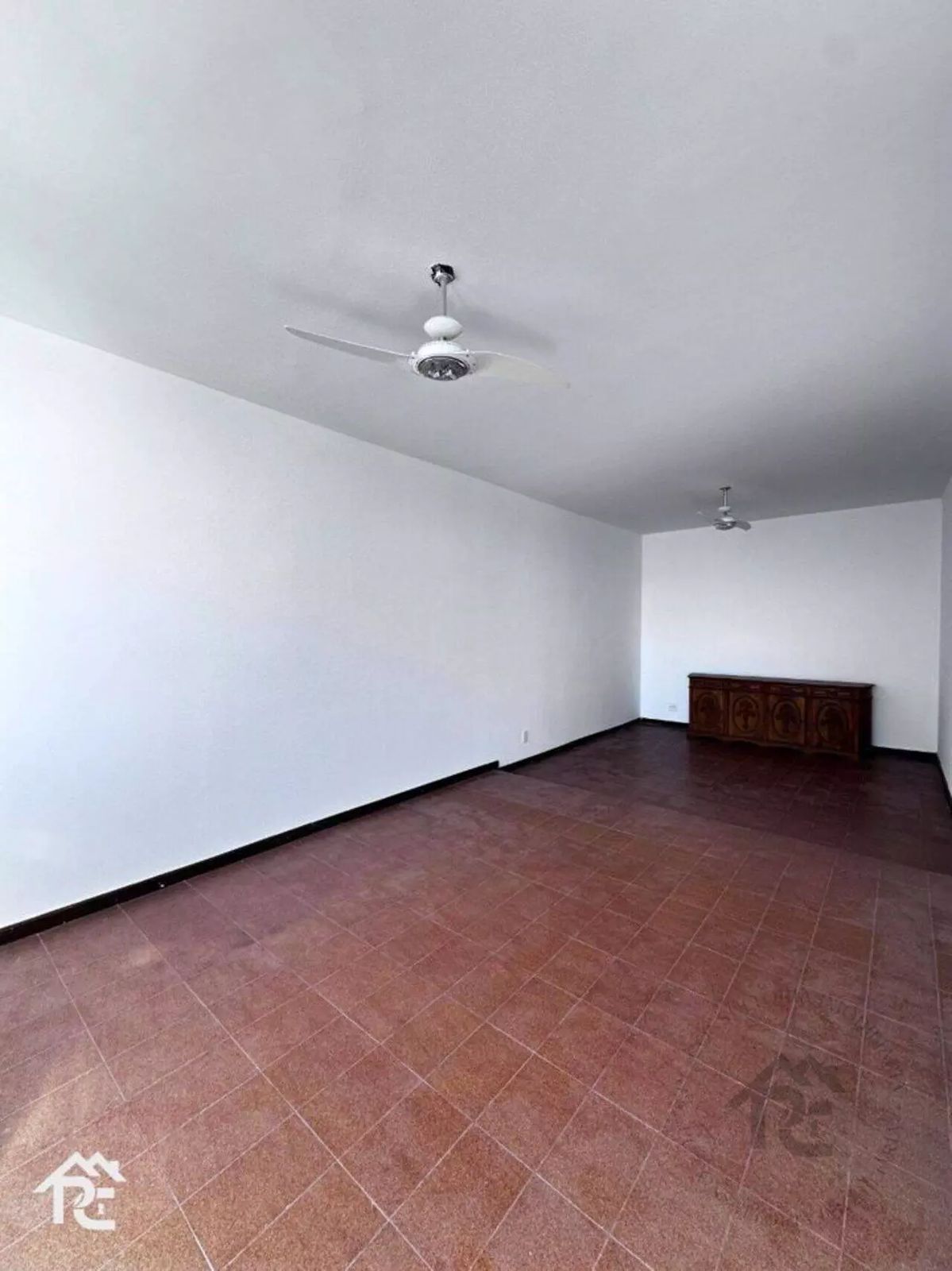 Apartamento à venda com 4 quartos, 150m² - Foto 5