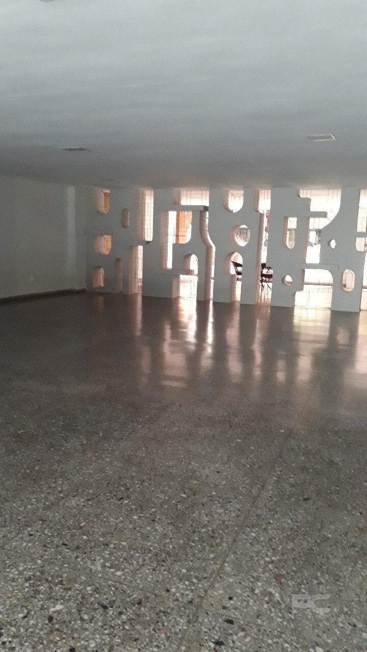 Apartamento à venda com 2 quartos, 70m² - Foto 19