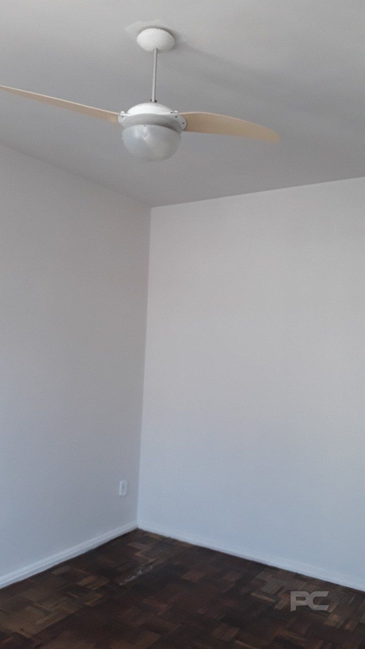 Apartamento à venda com 2 quartos, 70m² - Foto 11