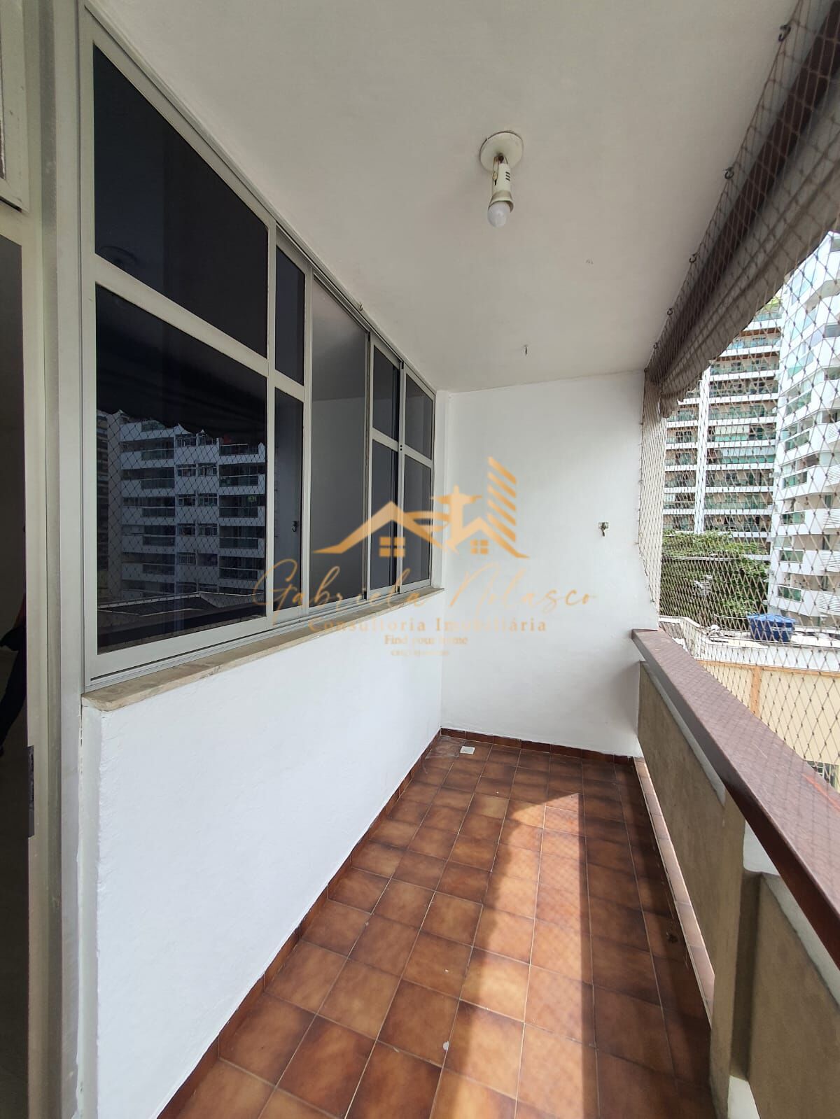 Apartamento à venda com 3 quartos, 100m² - Foto 4