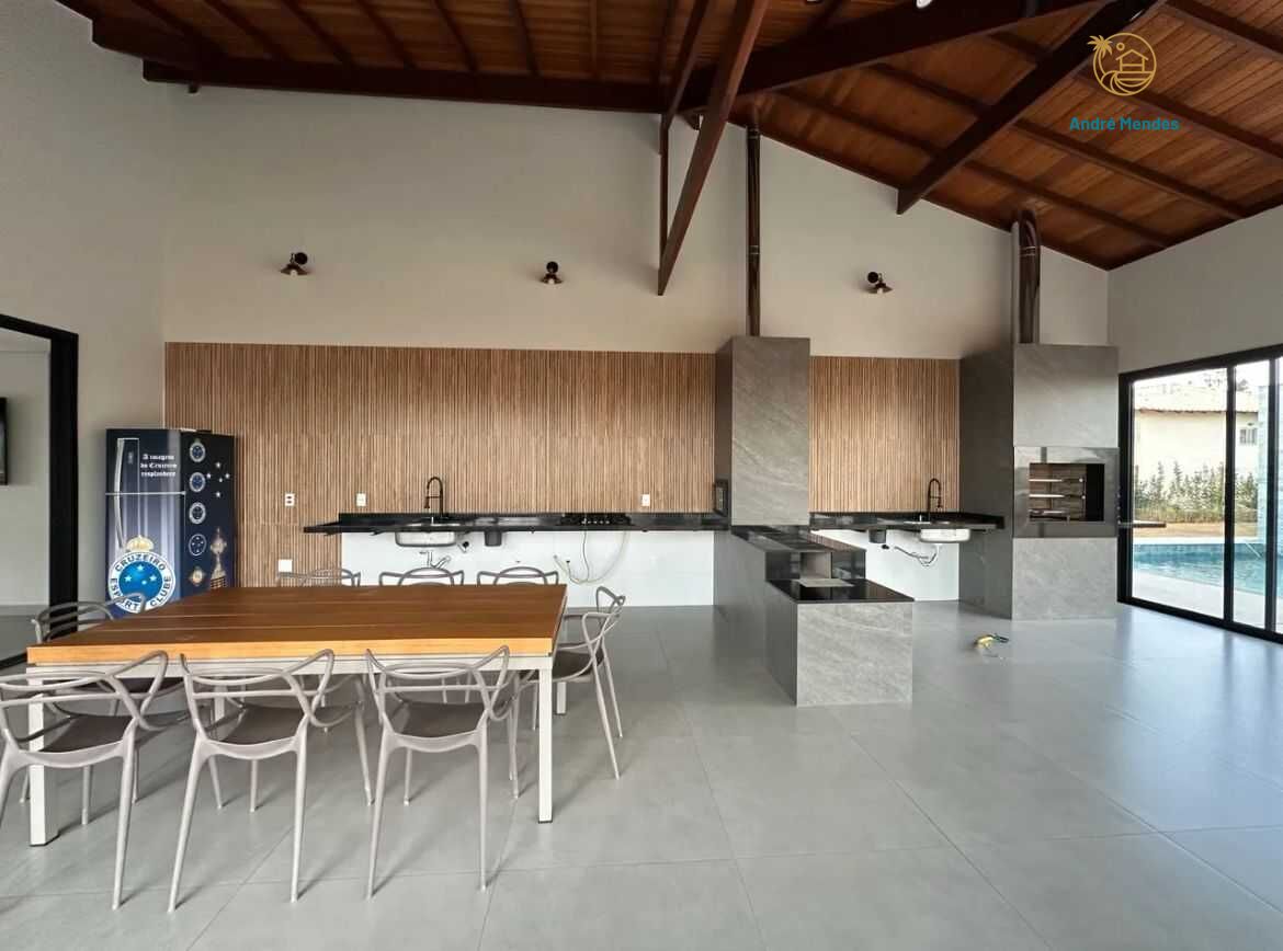 Casa, 4 quartos, 270 m² - Foto 17