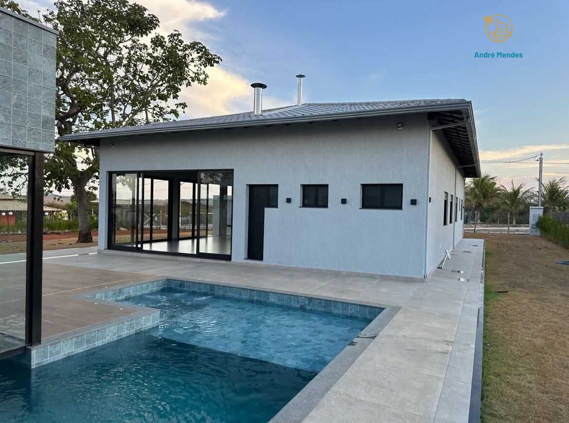 Casa, 4 quartos, 270 m² - Foto 2