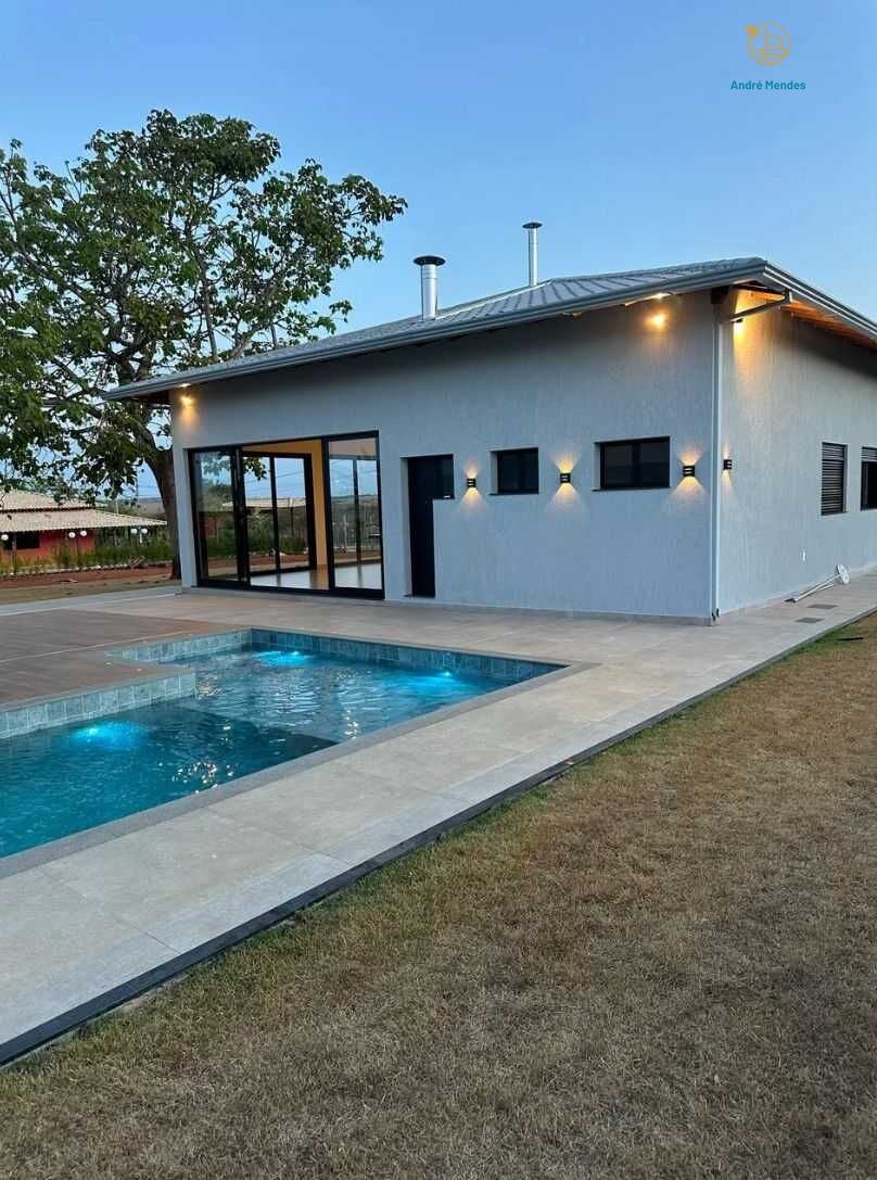 Casa, 4 quartos, 270 m² - Foto 1