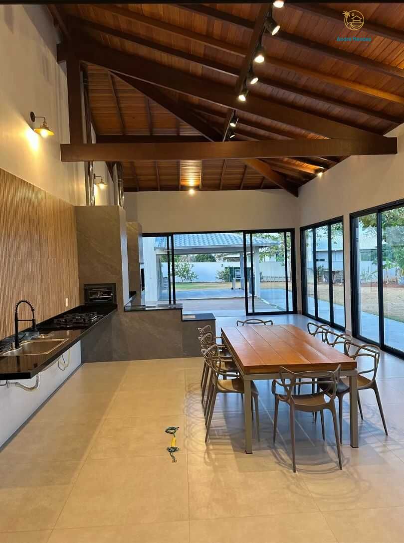 Casa, 4 quartos, 270 m² - Foto 15