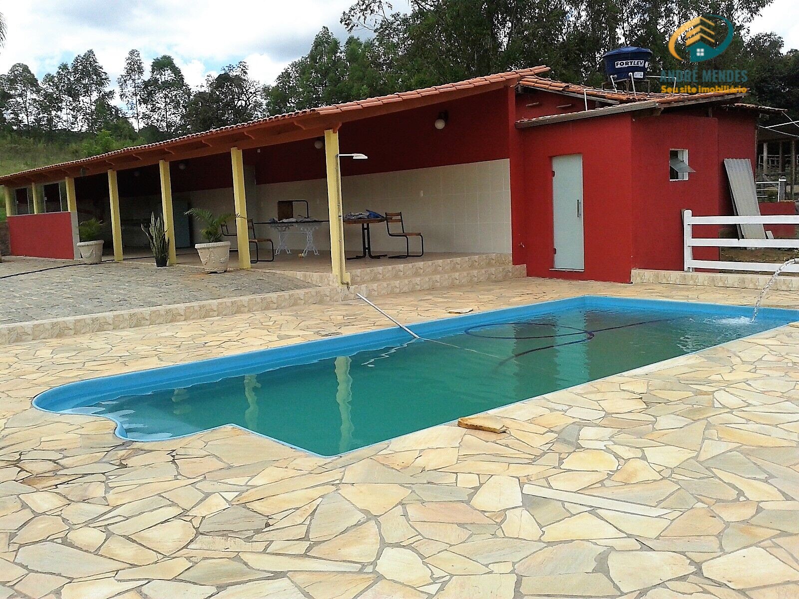 Fazenda à venda com 5 quartos, 18m² - Foto 3