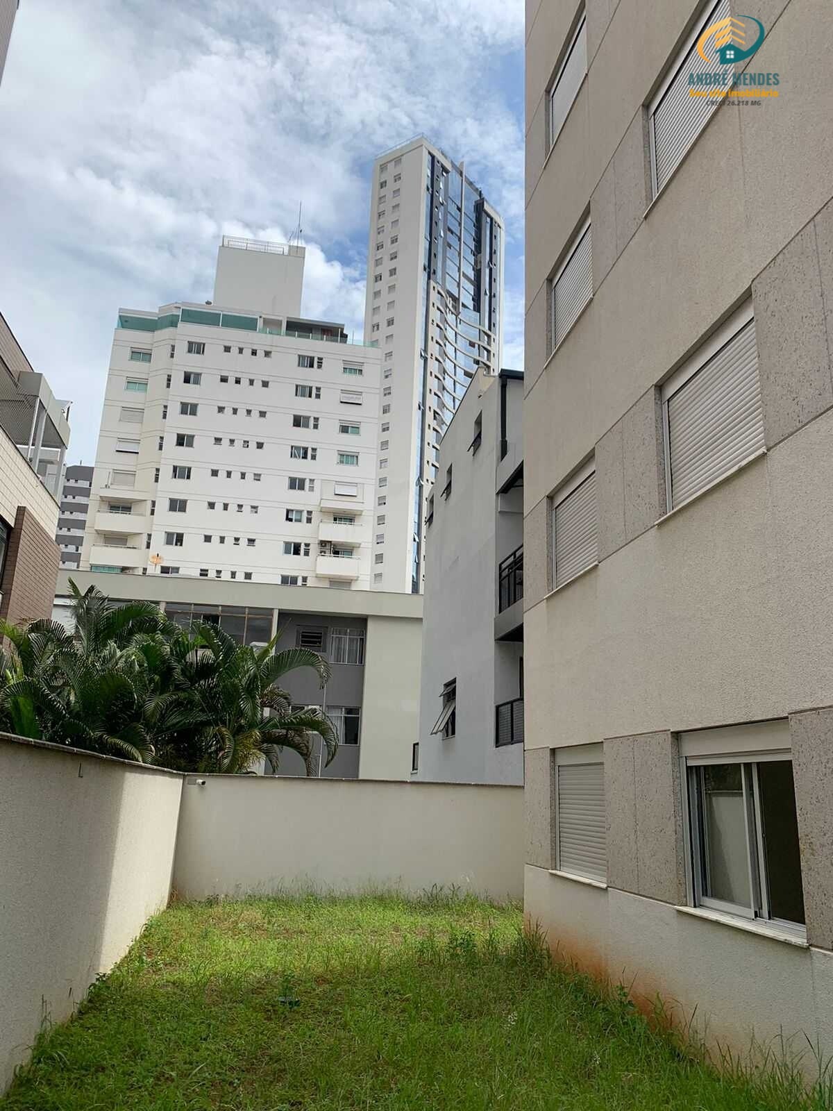 Apartamento à venda com 3 quartos, 99m² - Foto 18