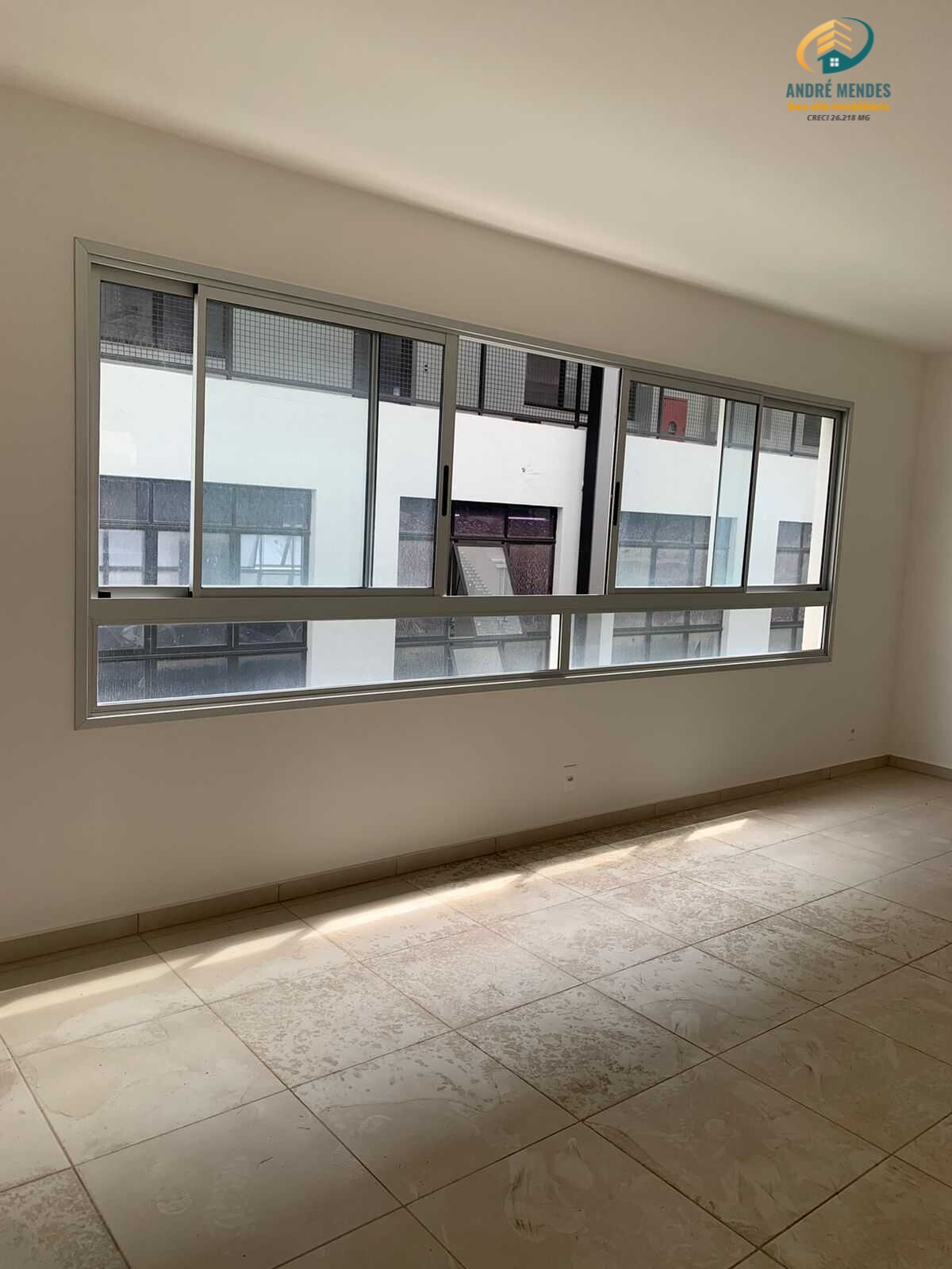 Apartamento à venda com 3 quartos, 99m² - Foto 1