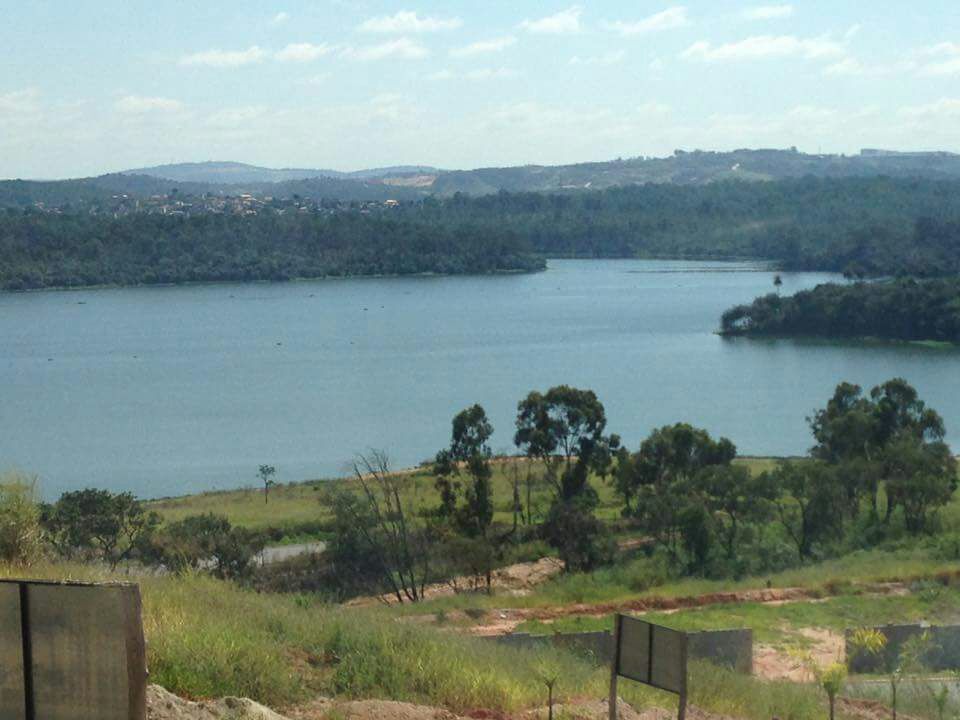 Terreno a venda no Condomínio Vista da lagoa em Sarzedo/MG