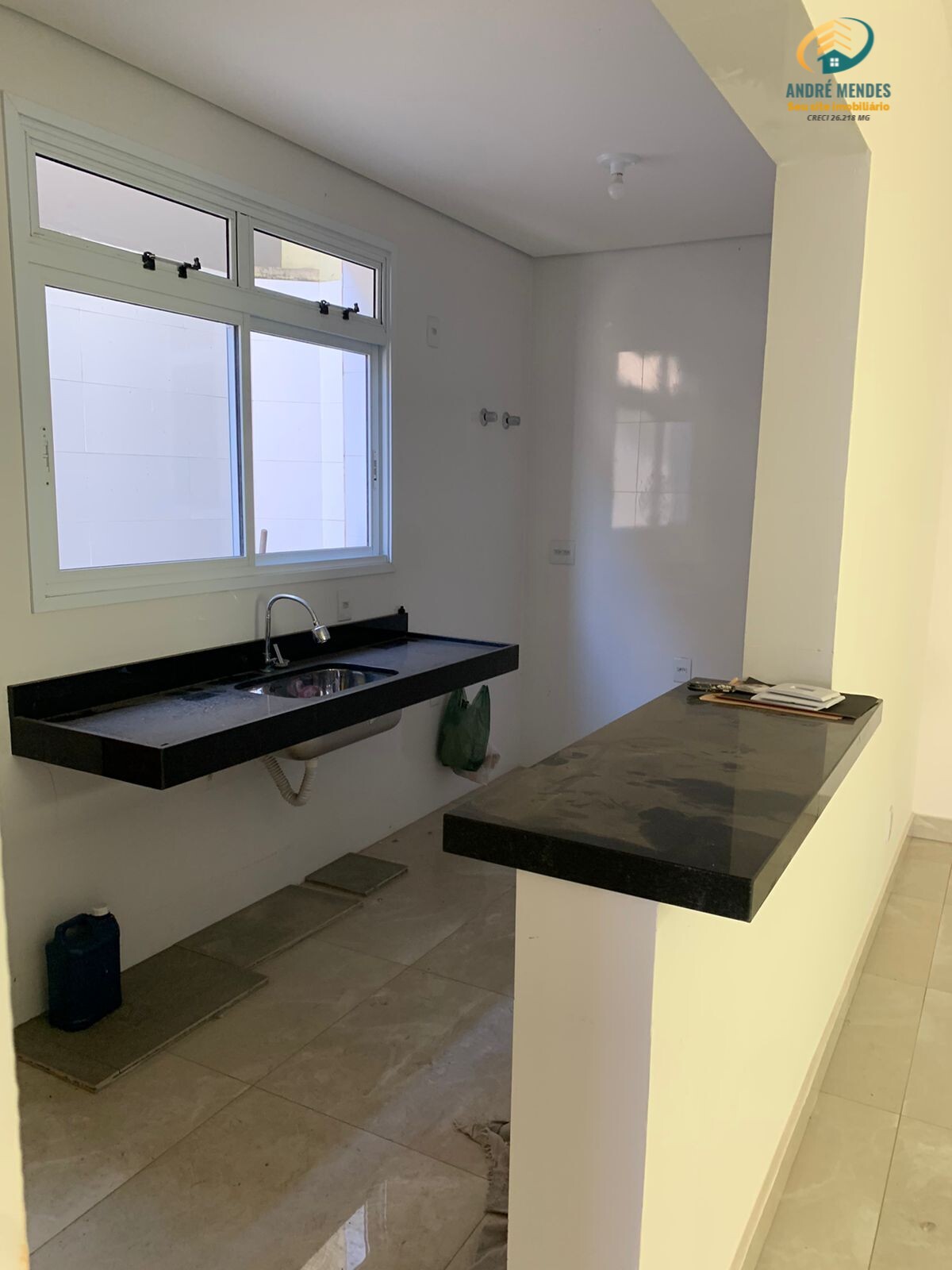 Casa à venda com 3 quartos, 150m² - Foto 14