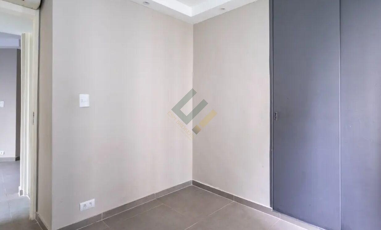 Apartamento à venda com 2 quartos, 53m² - Foto 5