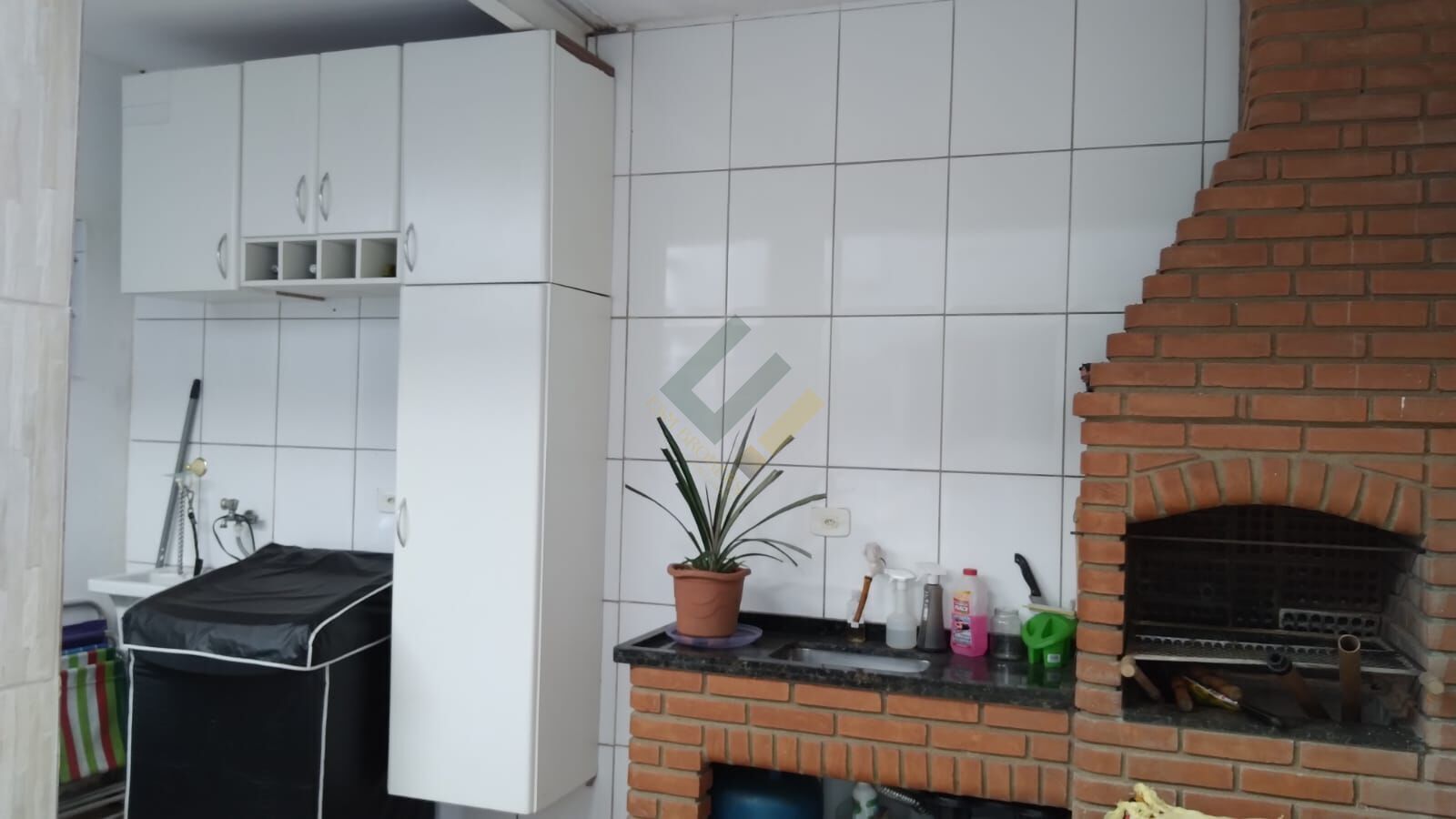 Sobrado à venda com 3 quartos, 220m² - Foto 5