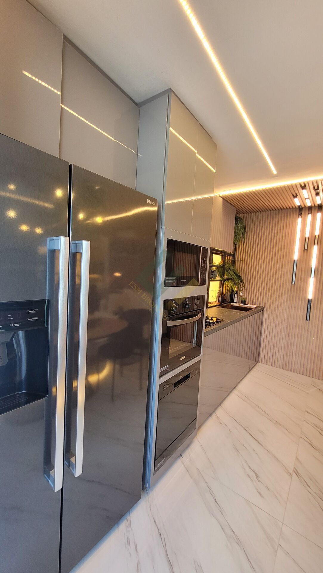 Apartamento à venda com 2 quartos, 40m² - Foto 13