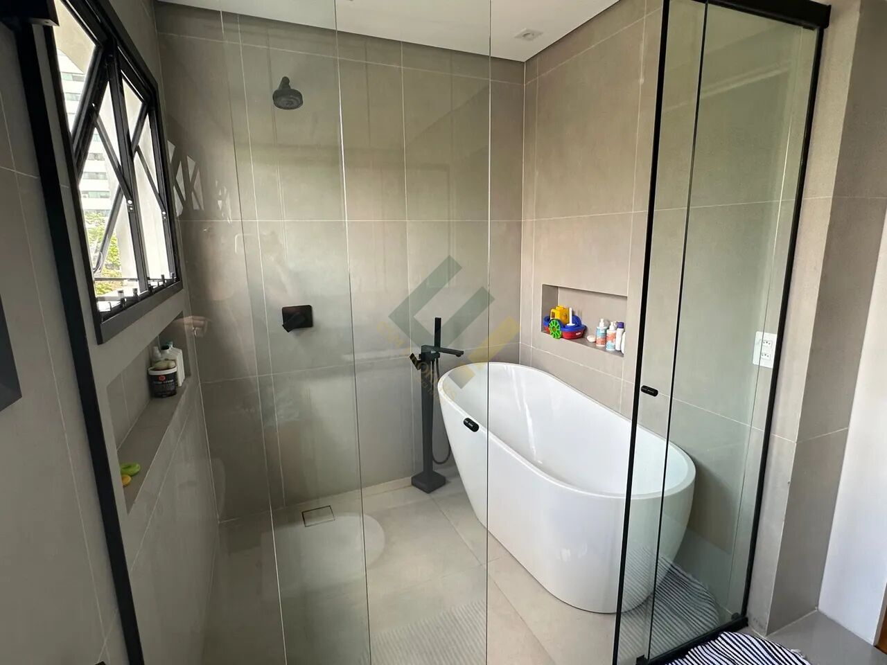 Sobrado à venda com 4 quartos, 311m² - Foto 10