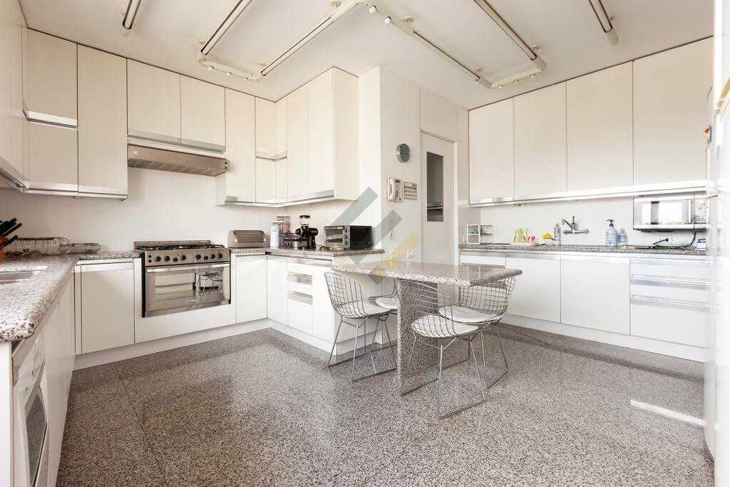 Apartamento para alugar com 4 quartos, 370m² - Foto 7