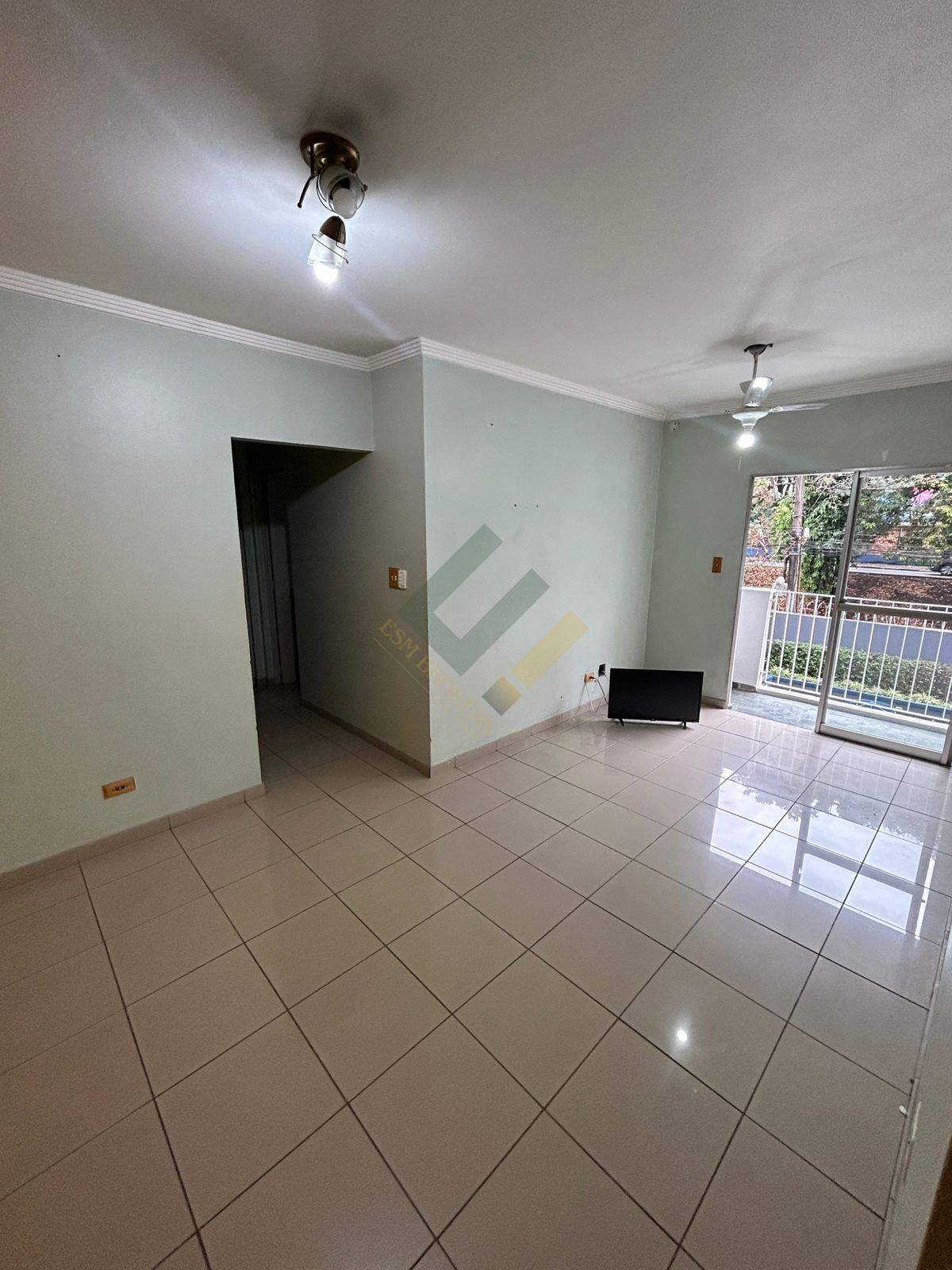 Apartamento para alugar com 2 quartos, 60m² - Foto 1