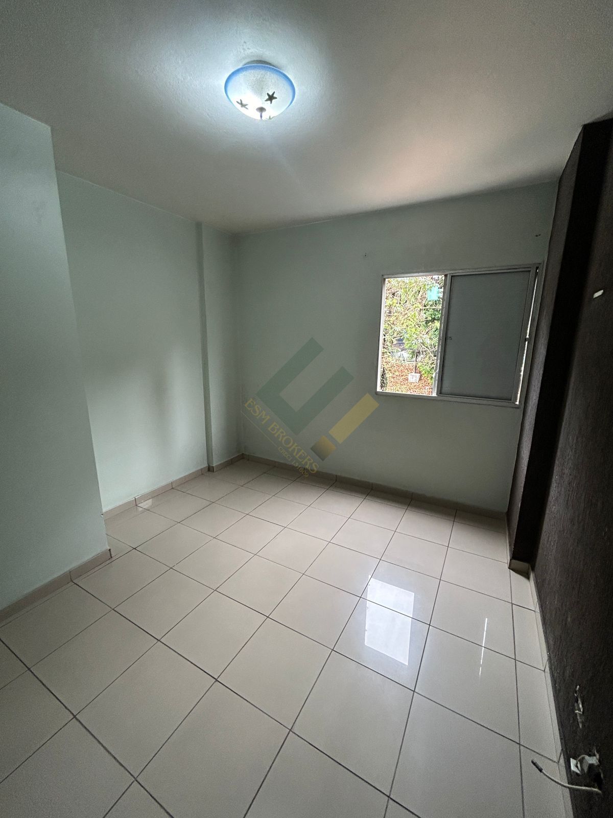 Apartamento para alugar com 2 quartos, 60m² - Foto 4