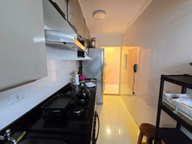 Apartamento à venda com 2 quartos, 56m² - Foto 3